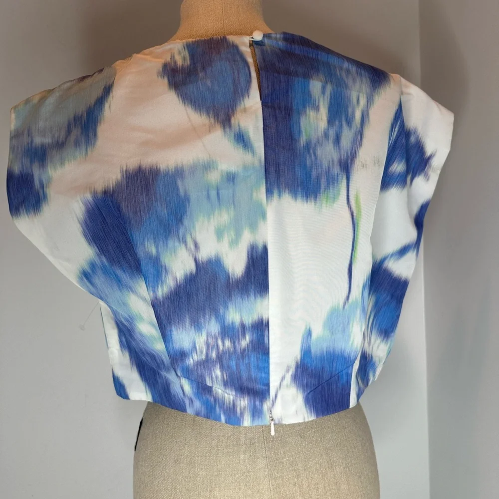 LELA ROSE
Ruffled Abstract-Print Crepe De Chine Crop Top - Picture 5 of 7